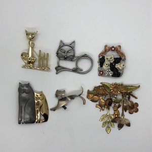 Cat brooch lot C
